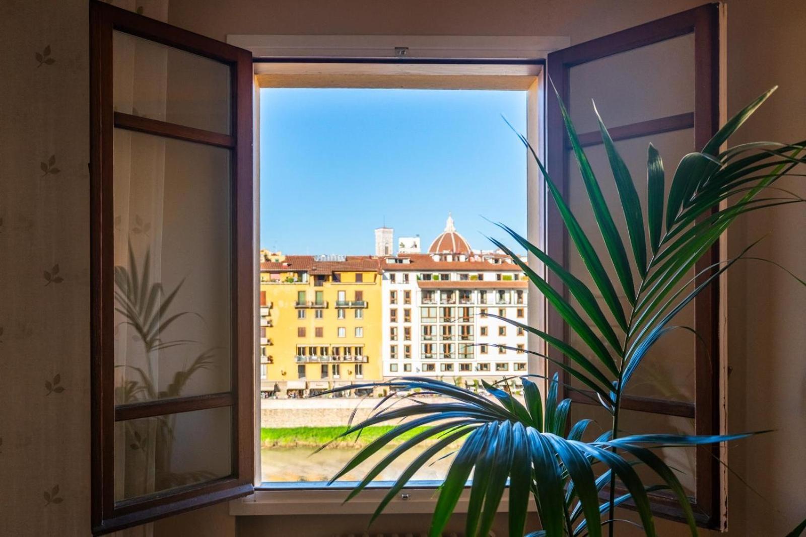 Ponte Vecchio View Luxury Apartment Флоренция Экстерьер фото