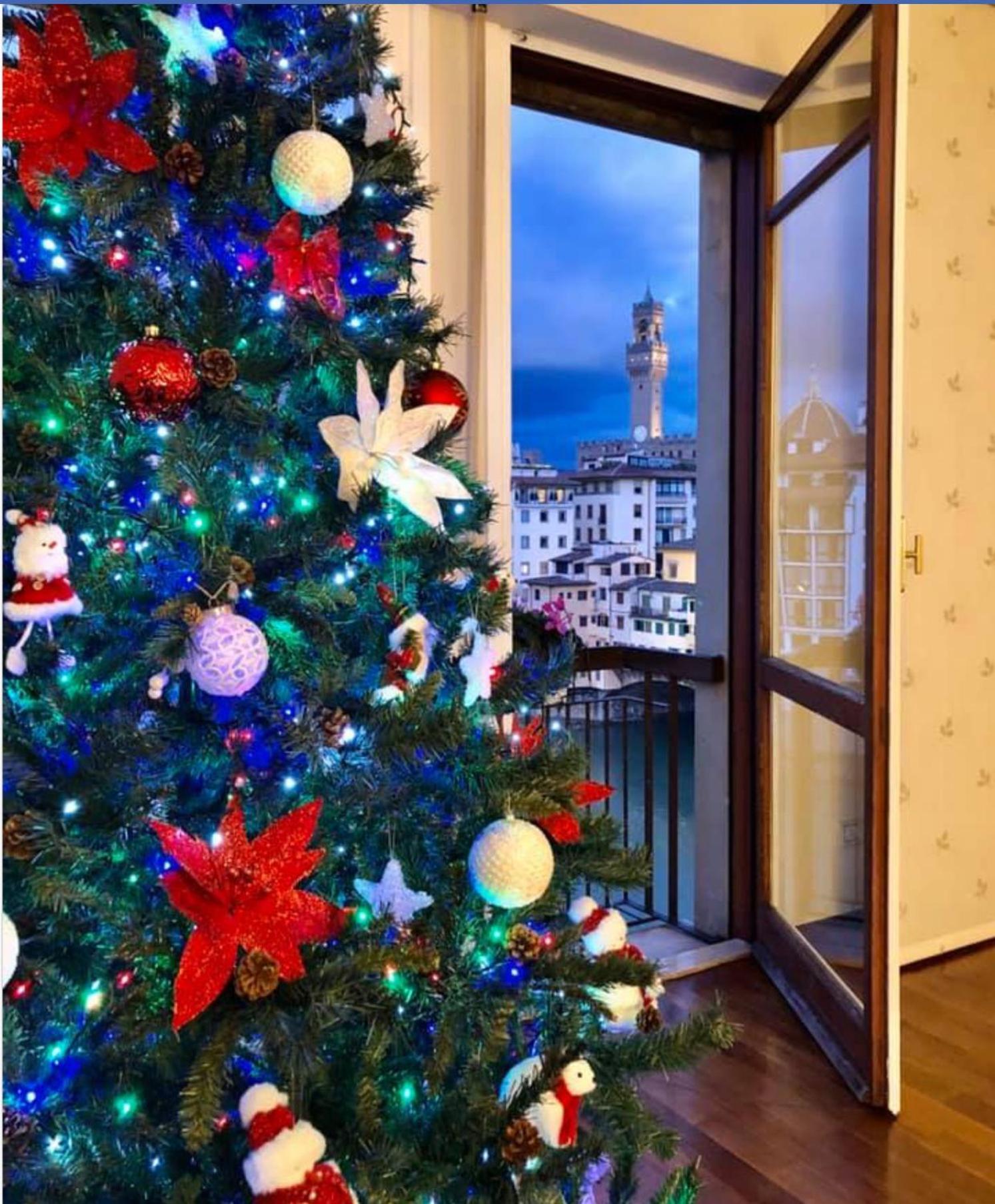 Ponte Vecchio View Luxury Apartment Флоренция Экстерьер фото