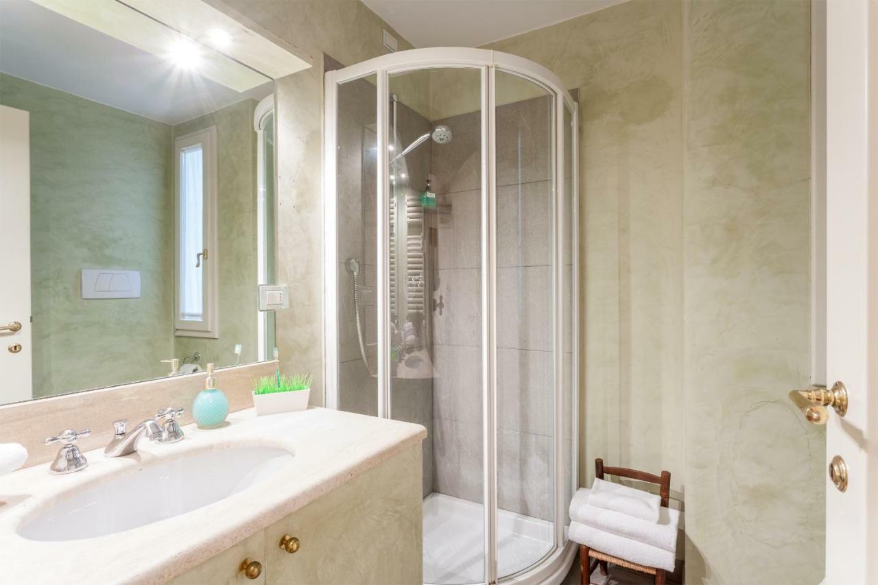 Ponte Vecchio View Luxury Apartment Флоренция Экстерьер фото