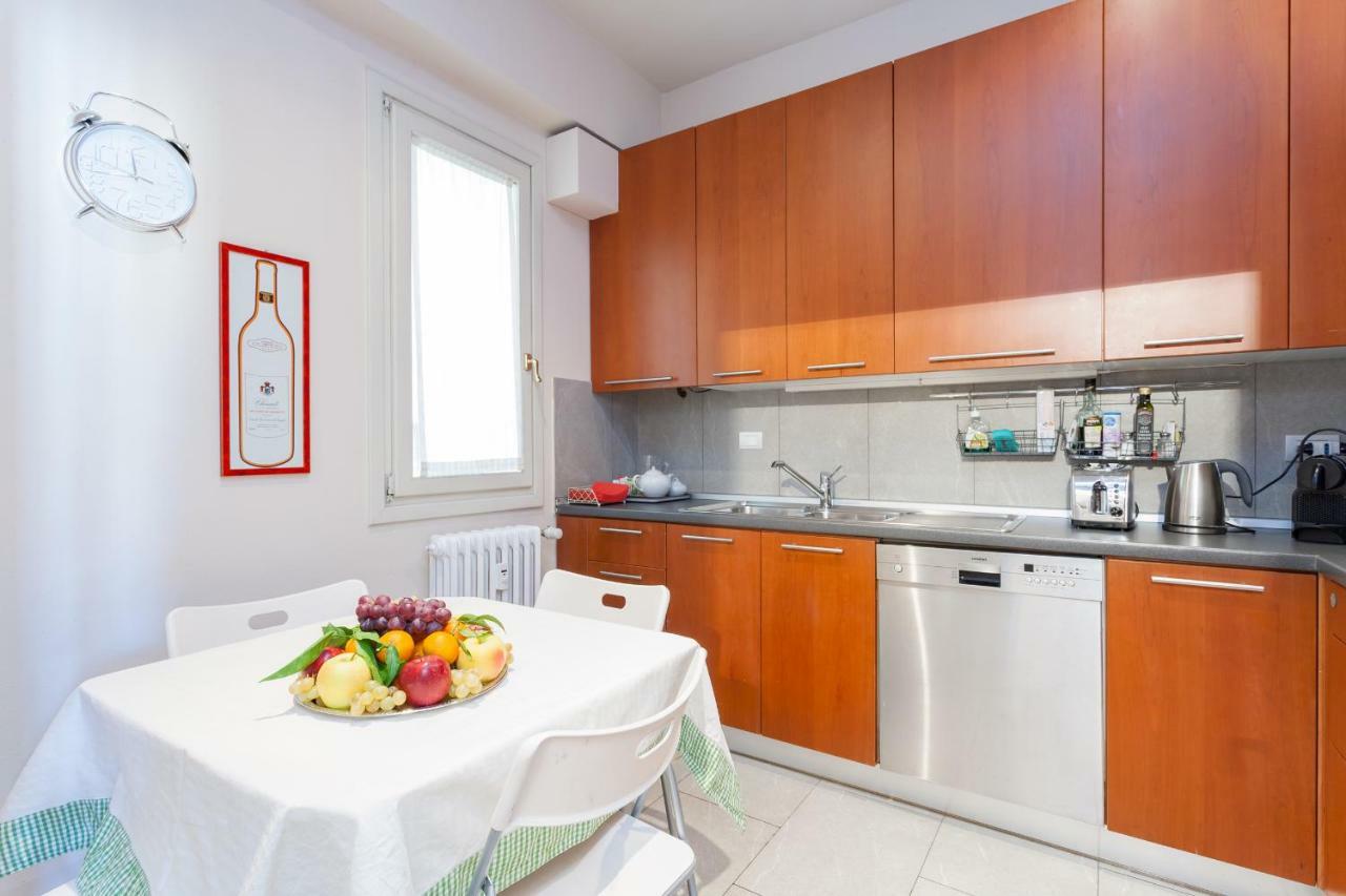 Ponte Vecchio View Luxury Apartment Флоренция Экстерьер фото