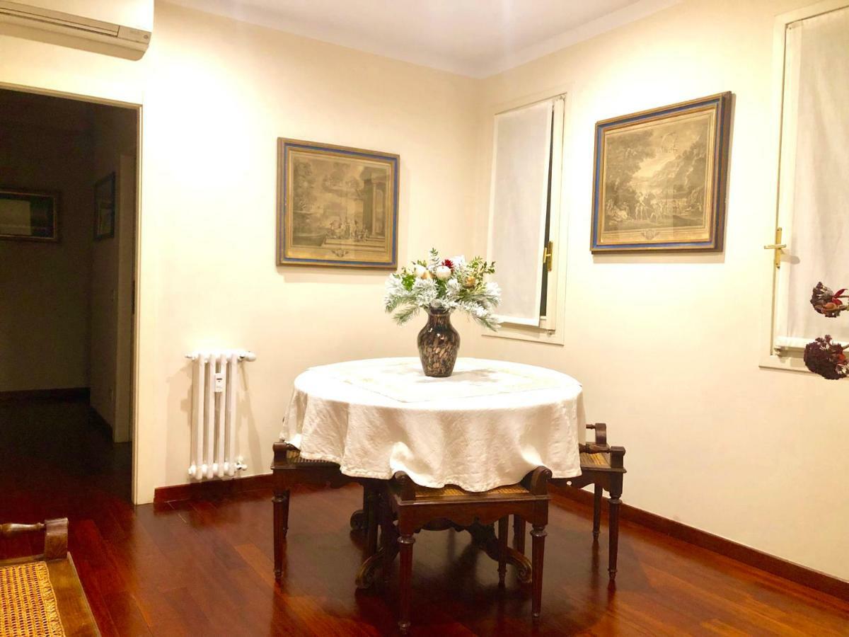 Ponte Vecchio View Luxury Apartment Флоренция Экстерьер фото